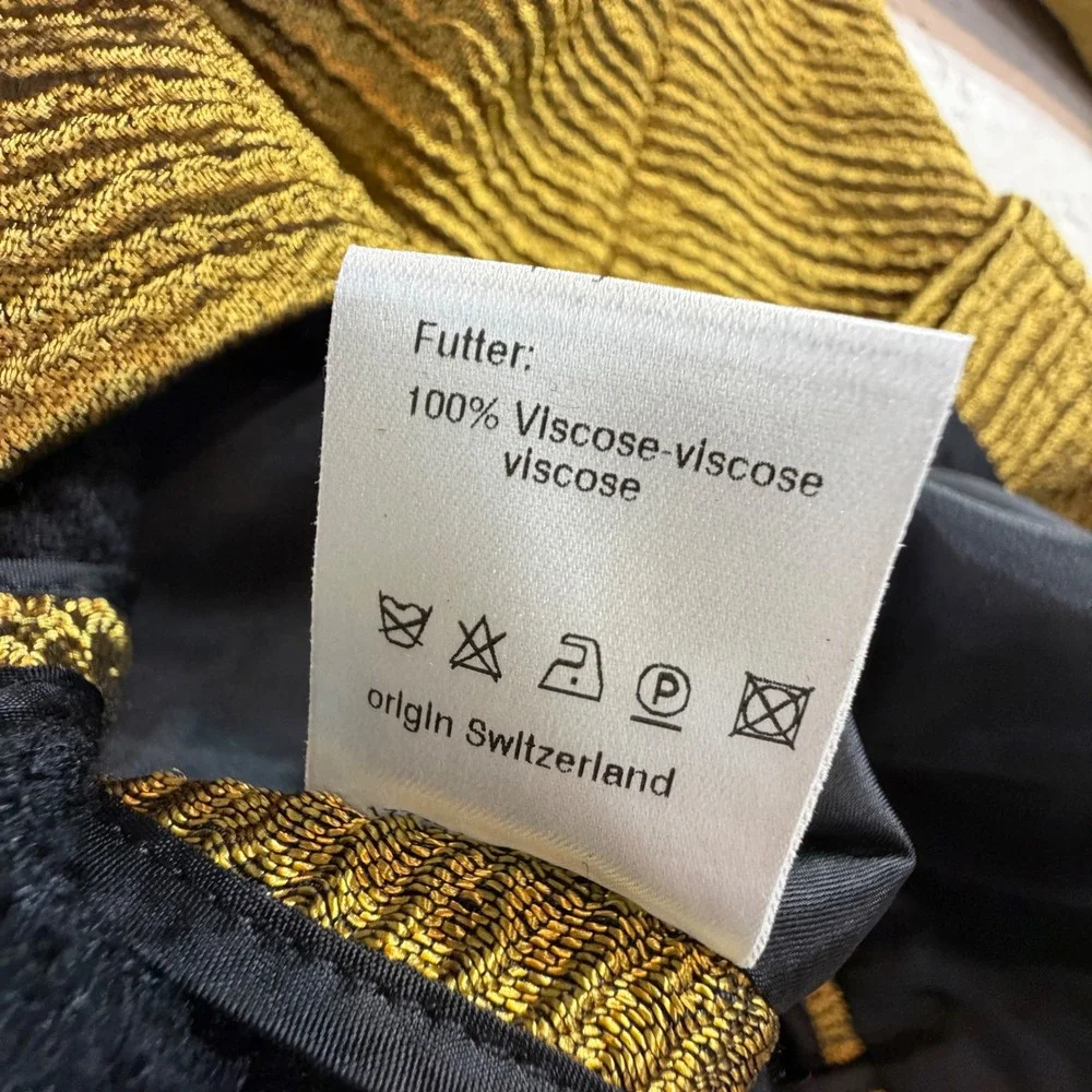 Akris Punto Wool Blend Jacket Size 12 Gold Metallic Textured Hidden Button